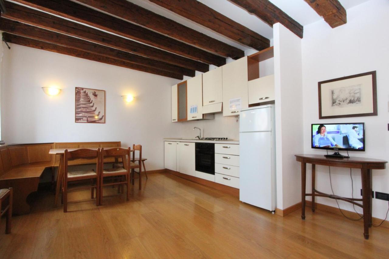 Residence Dei Mori Venice Exterior photo